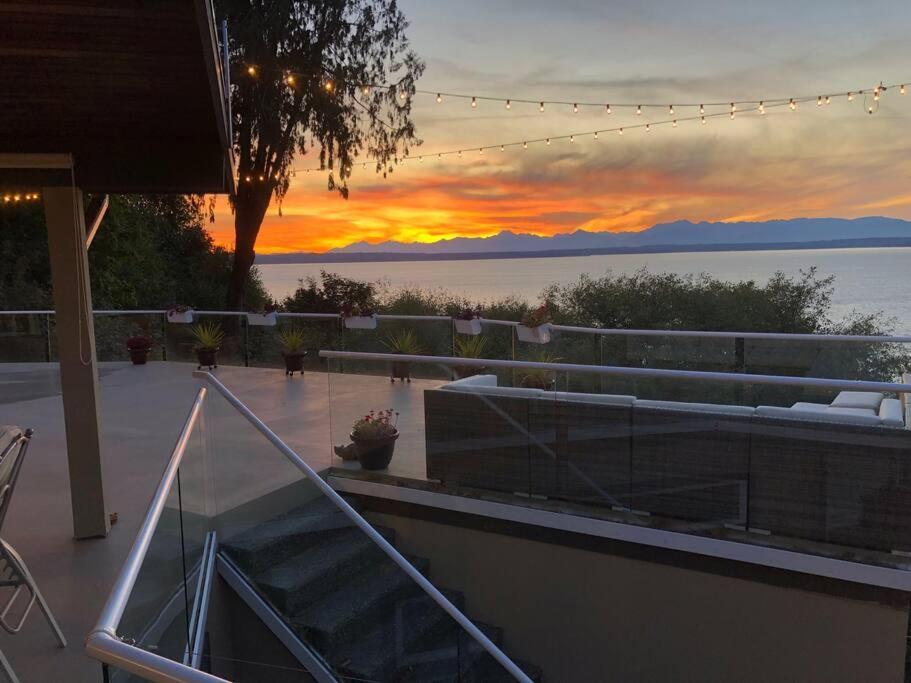 1-Bedroom Seaview Guesthouse On Seattle Luxury Estate With Views Of Olympic Mountains Exterior foto