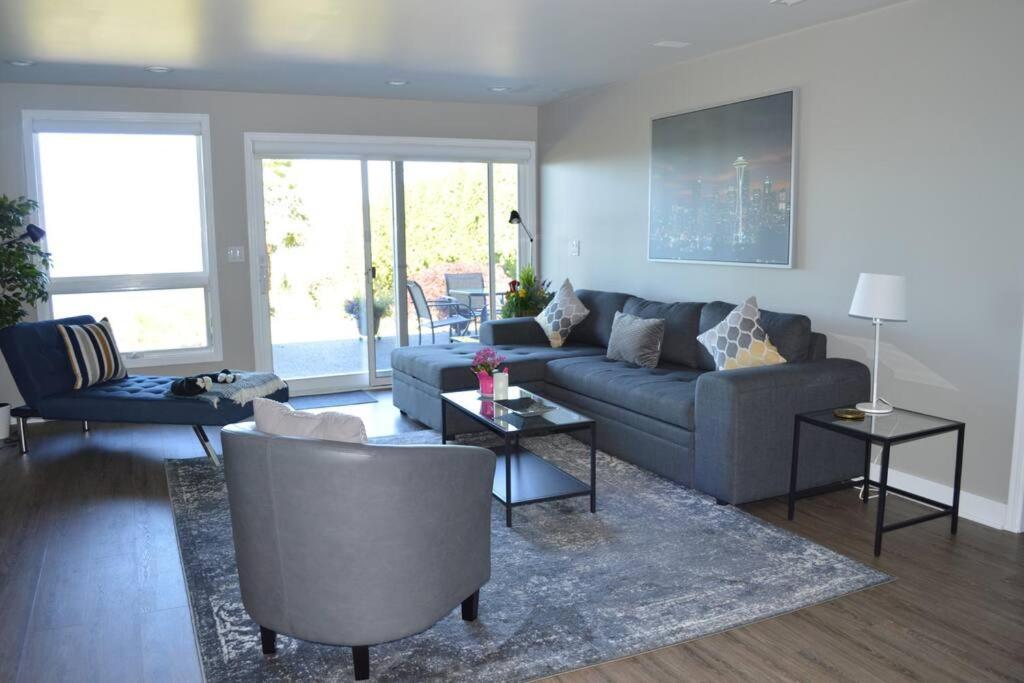 1-Bedroom Seaview Guesthouse On Seattle Luxury Estate With Views Of Olympic Mountains Exterior foto